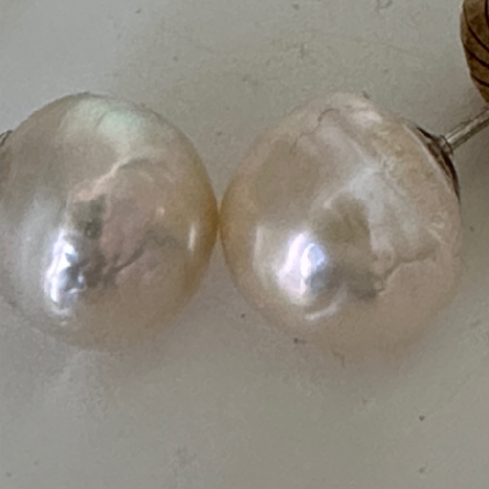 Kasumi Style Cultured Freshwater Pearl Earrings - Picture 4 of 4